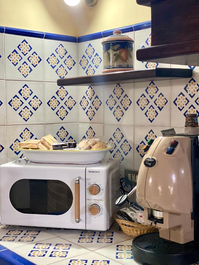 La Casa Dei Bouganville - Lo Stagnone Isole Egadi Marsala Exteriör bild